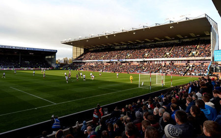 示了勒沃库 示了勒沃库